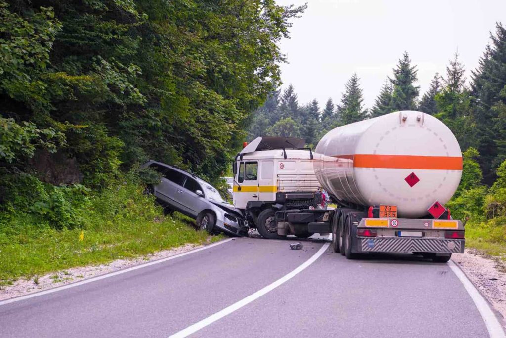 Nachlässige Wartung bei Lkw-Unfällen