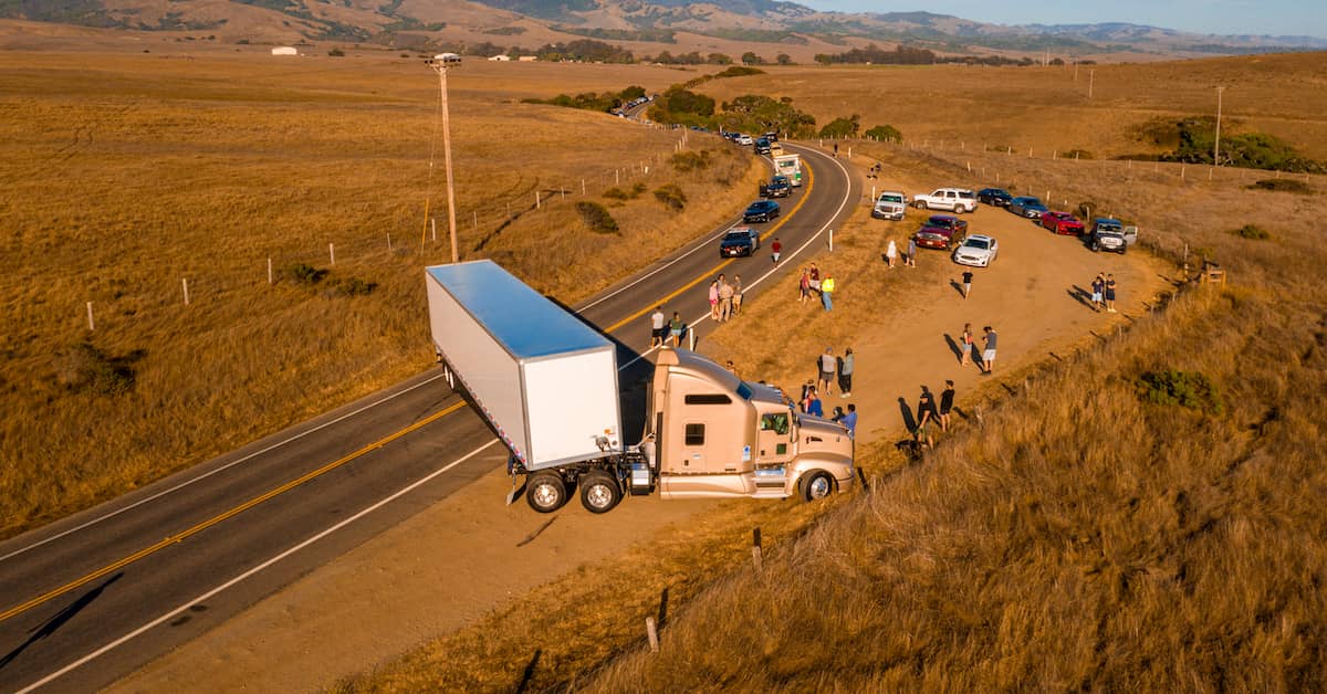 traffic backed up after truck accident on a desert highway